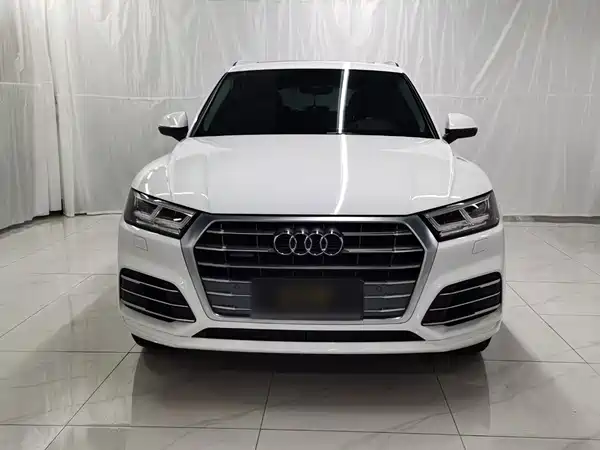 Audi Q5L 2019