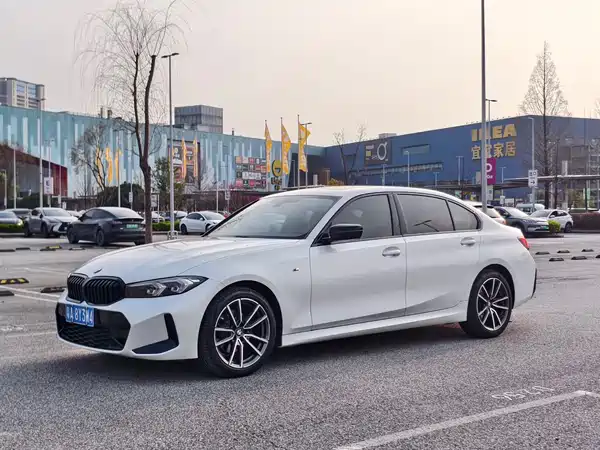 BMW 3 Series 2024
