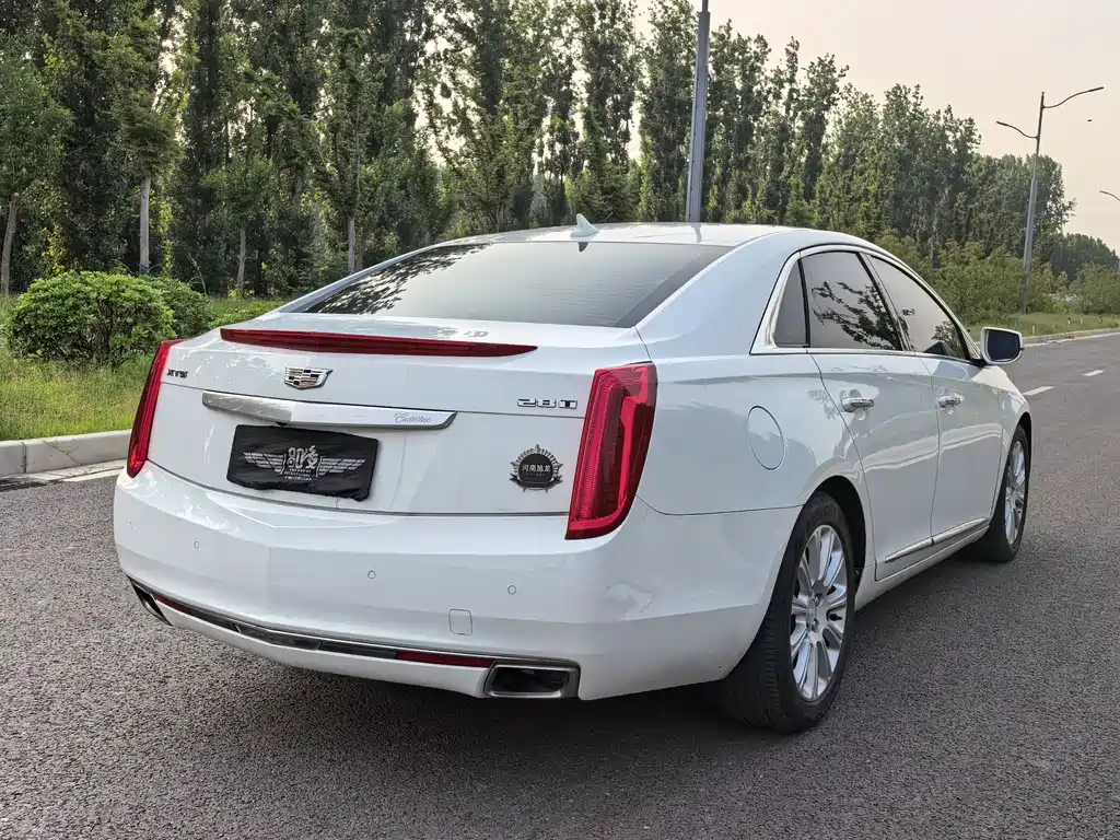 Cadillac XTS 2016 — фото 24