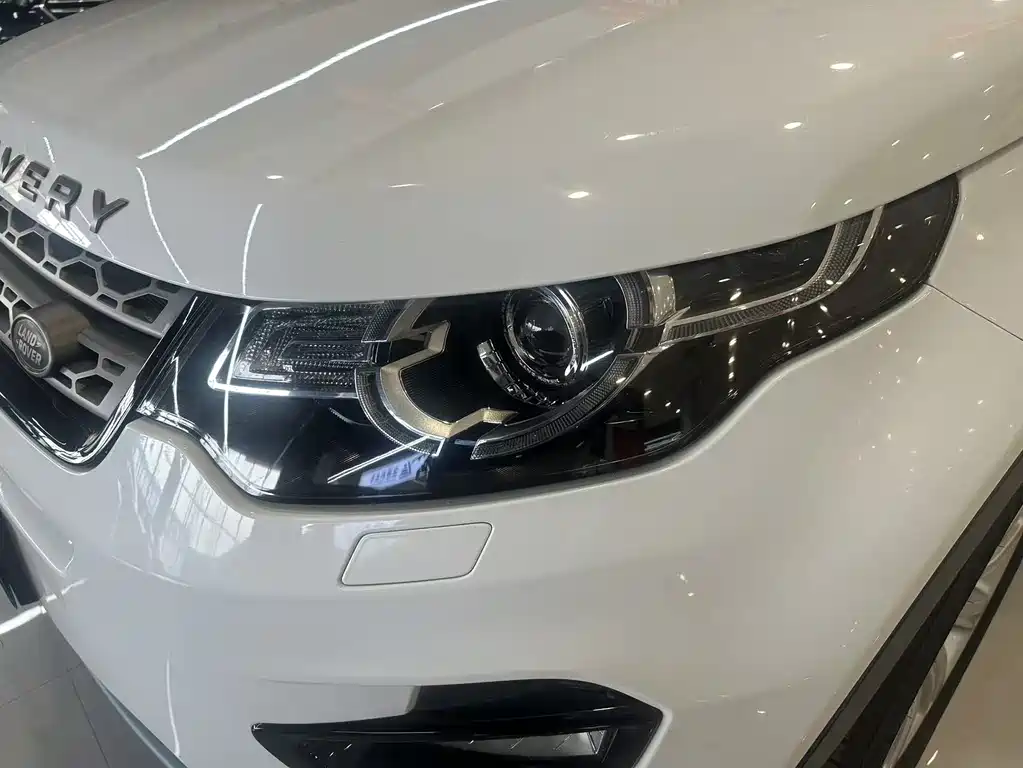 Land Rover Discovery Sport 2018 — фото 18