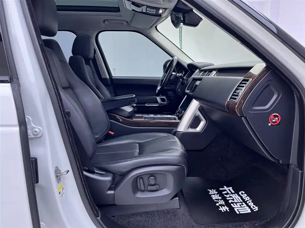 Land Rover Range Rover 2018 — фото 18