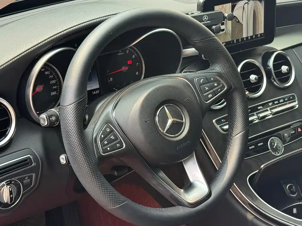 Mercedes-Benz C-Class 2015