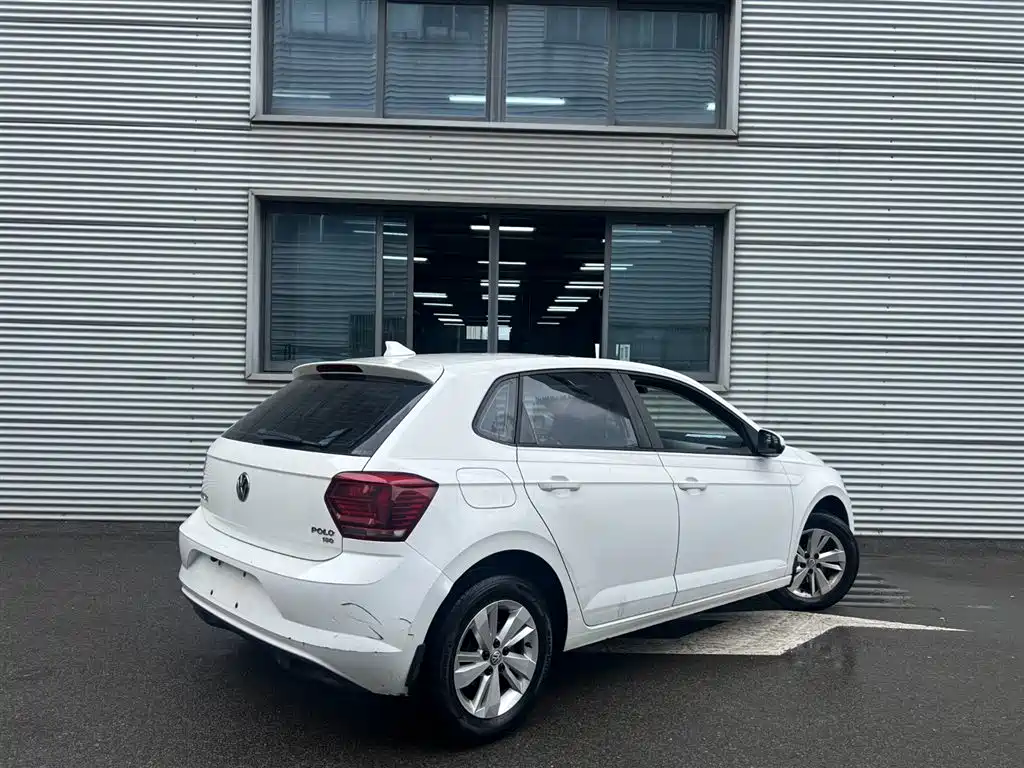 Volkswagen Polo 2021