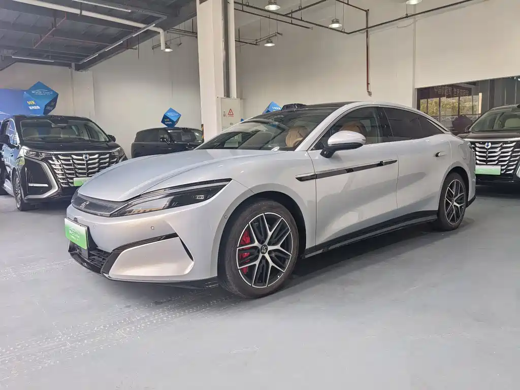 BYD Han L 2025