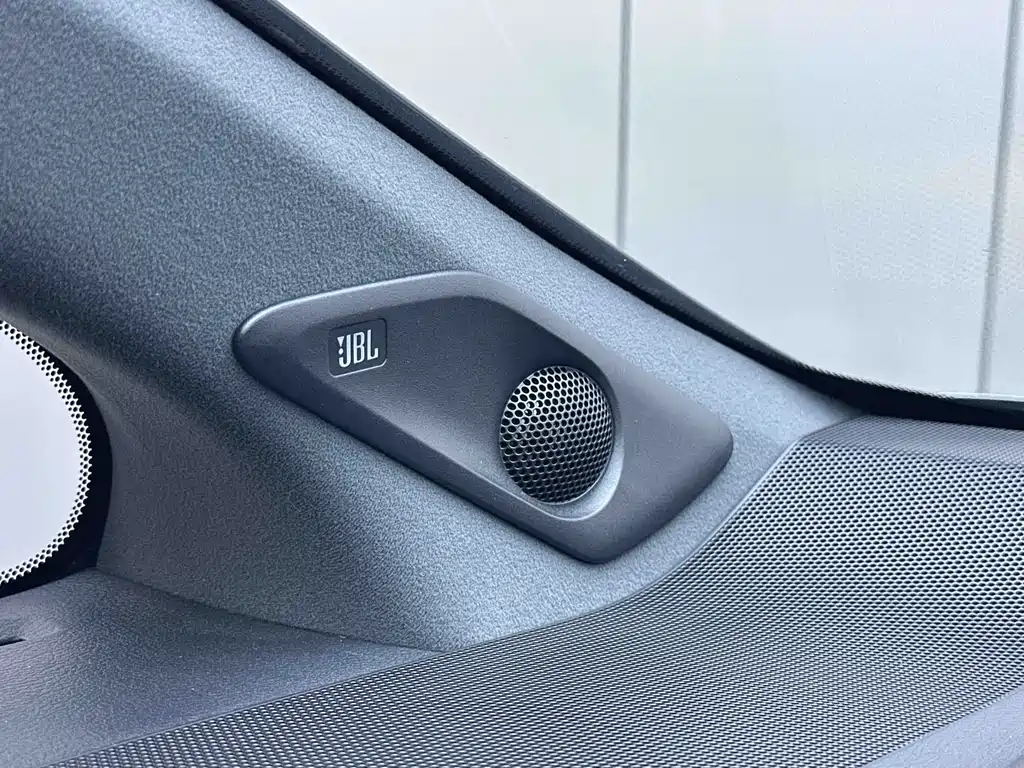 Toyota Vellfire 2024 — фото 12