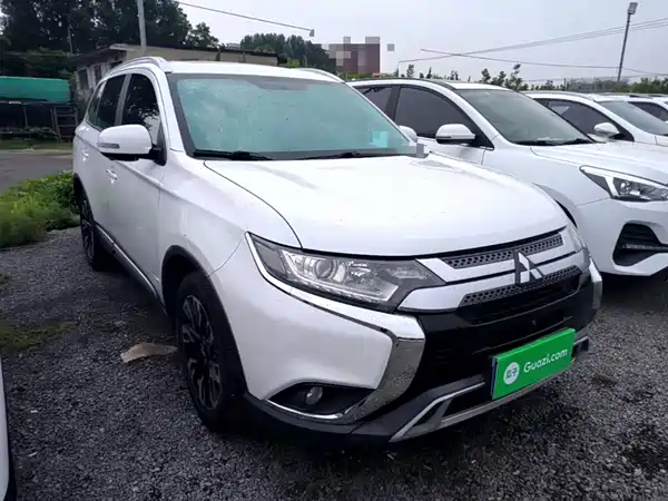 Mitsubishi Outlander 2019