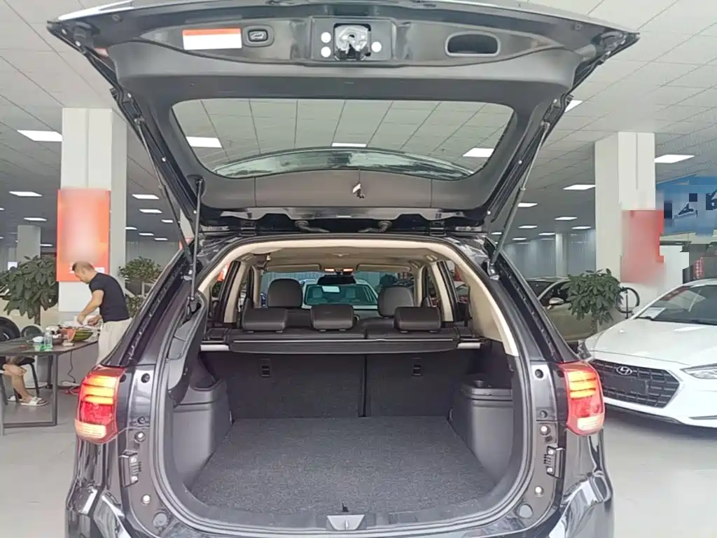 Mitsubishi Outlander 2017 — фото 19