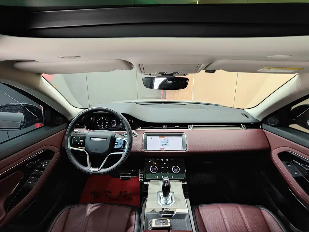Land Rover Evoque 2022 — фото 7