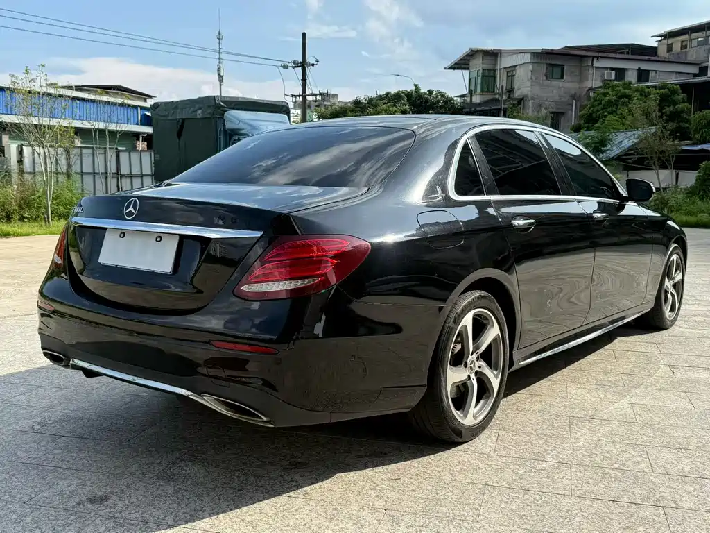 Mercedes-Benz E-Class 2018