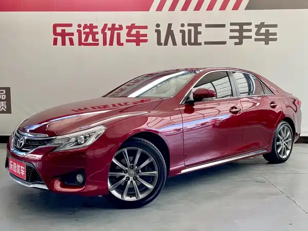 Toyota Reiz 2015