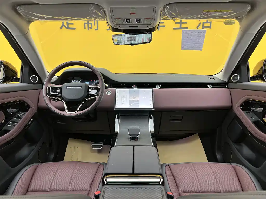 Land Rover Evoque — фото 12