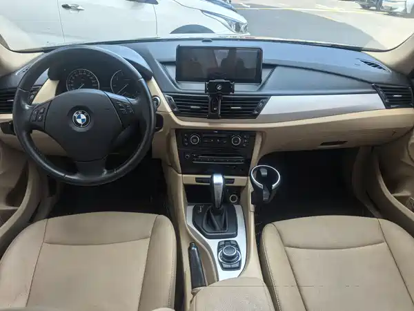 BMW X1 2012