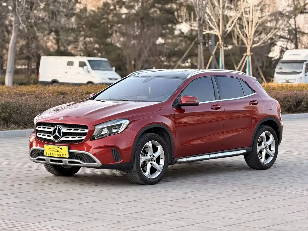 Mercedes-Benz GLA 2019 — фото 1