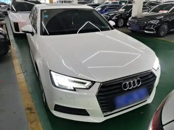 Audi A4L 2017