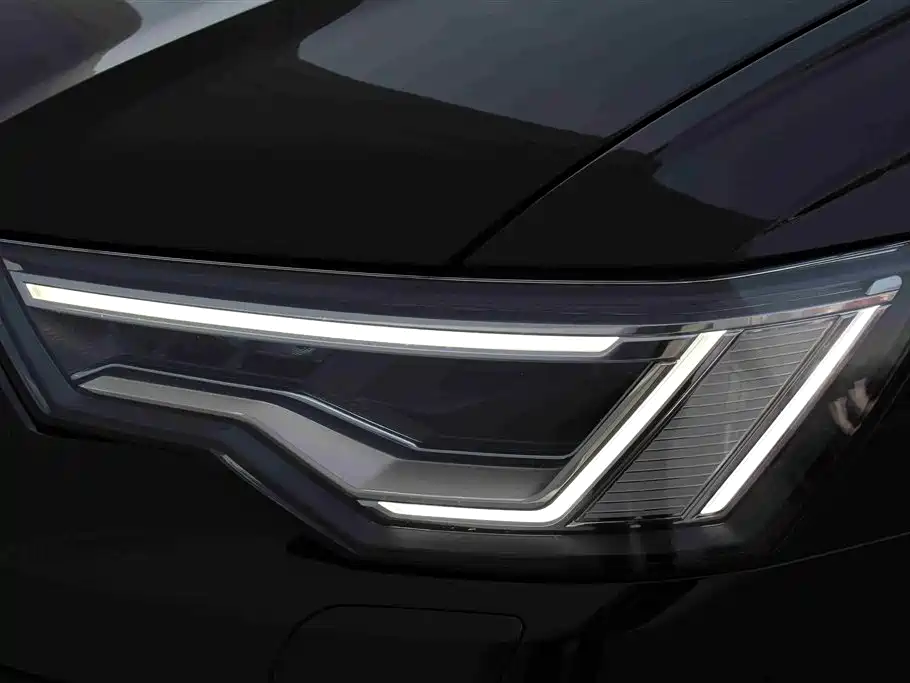 Audi A6L 2024 — фото 7