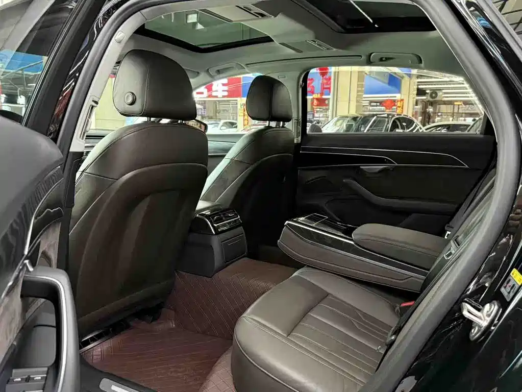Audi A8 2019