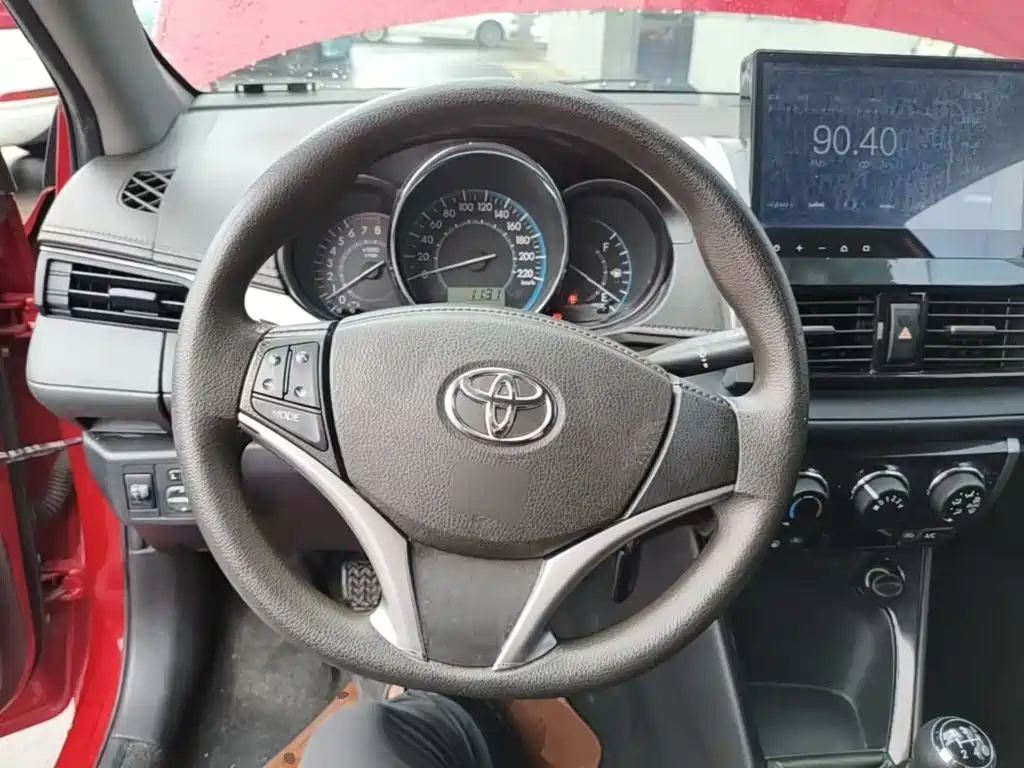 Toyota Vios 2016 — фото 11