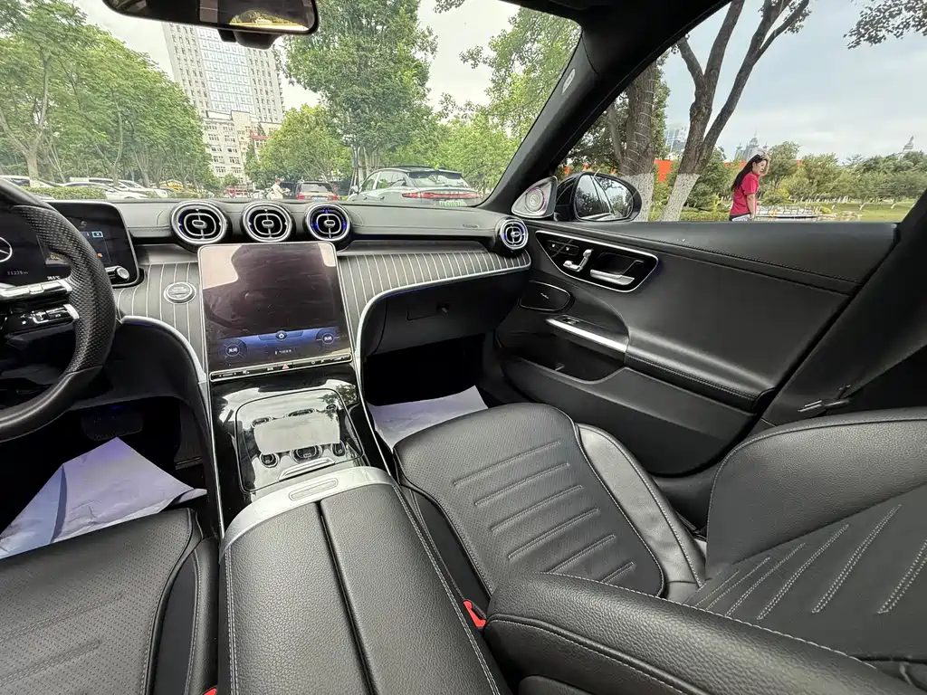 Mercedes-Benz C-Class 2022 — фото 12