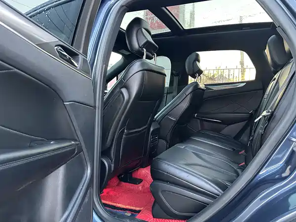 Lincoln MKC 2018