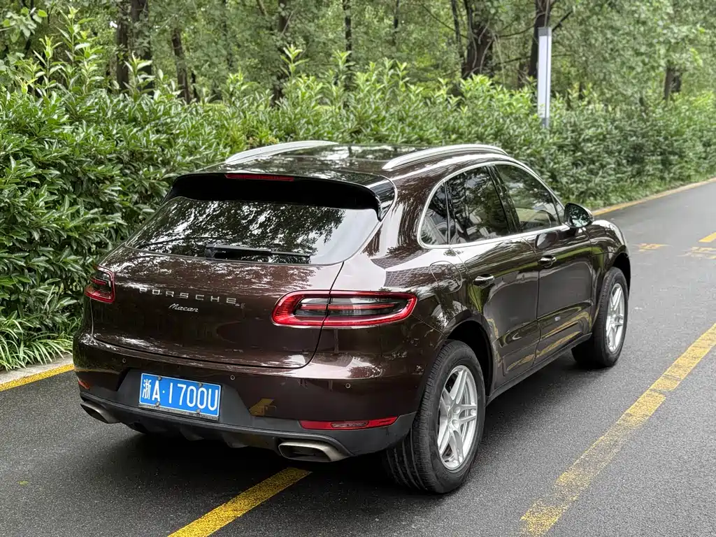Porsche Macan 2015