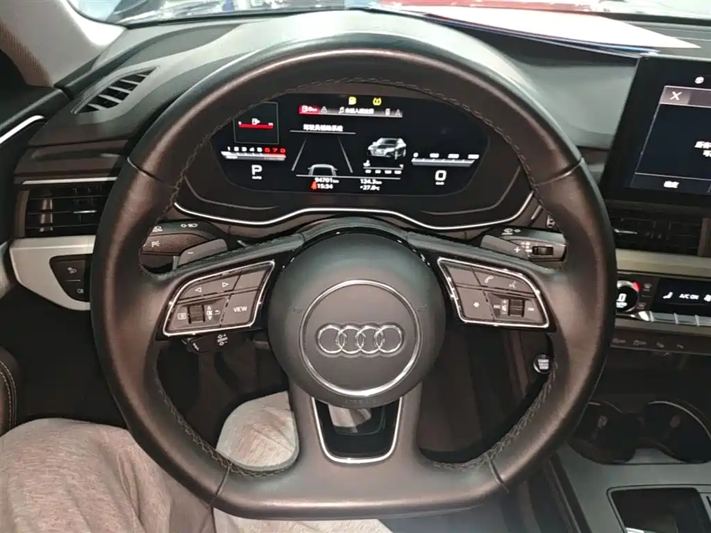Audi A4L 2023 — фото 11