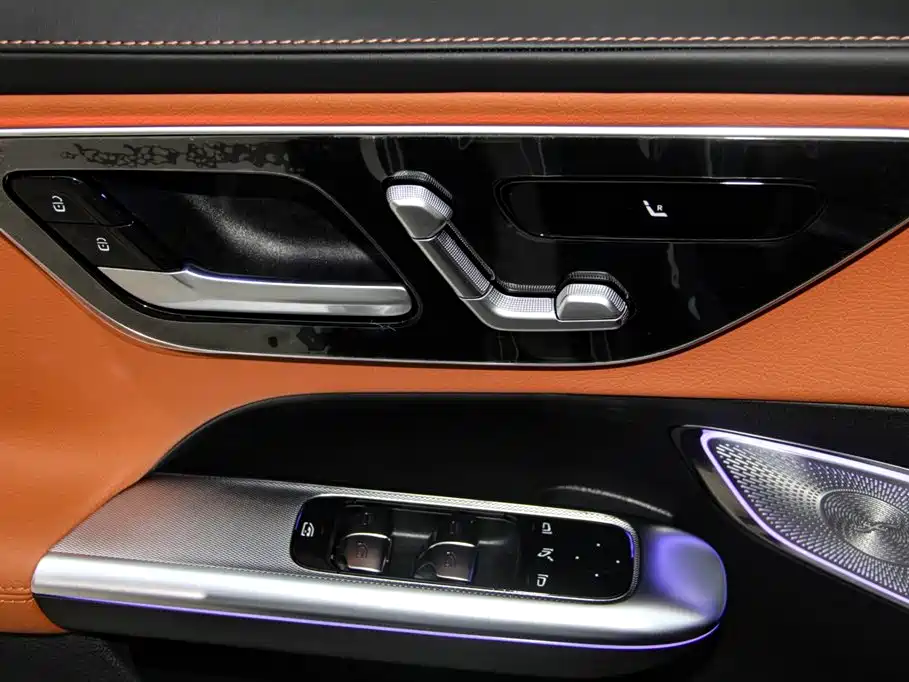 Mercedes-Benz GLC 2025 — фото 26
