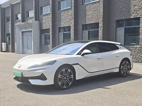 Denza Z9GT 2024
