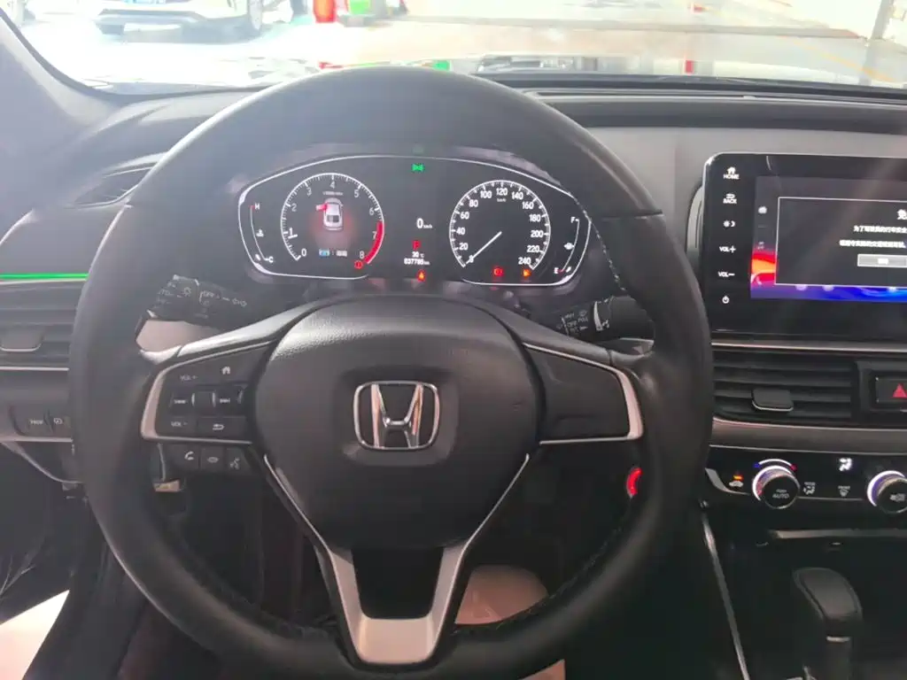Honda Accord 2023 — фото 11