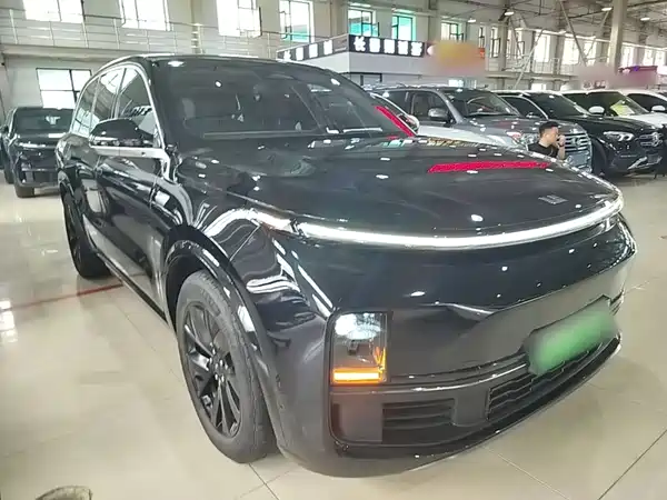 Li Auto L8 2023