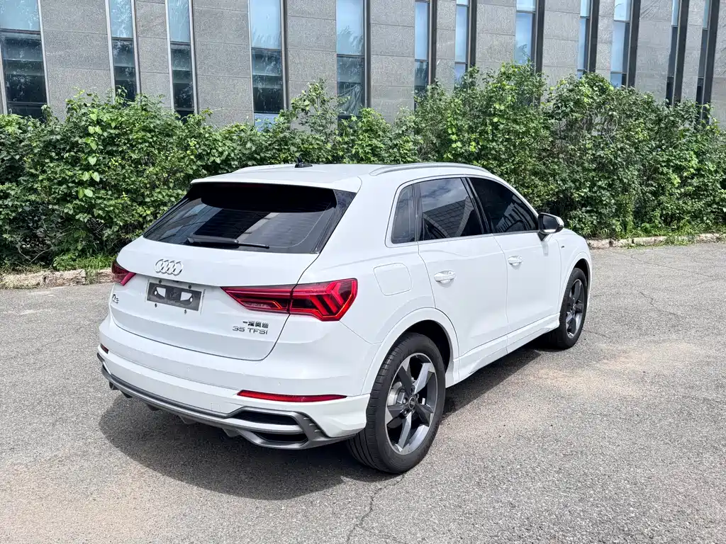 Audi Q3 2022