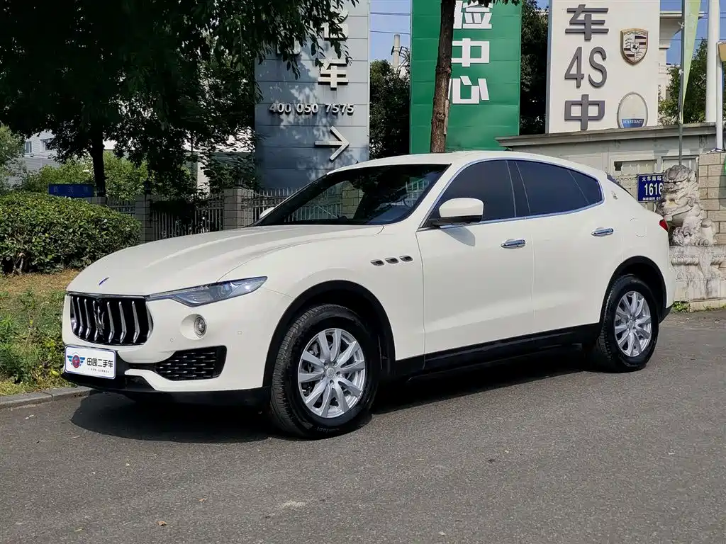 Maserati Levante 2018 — фото 1