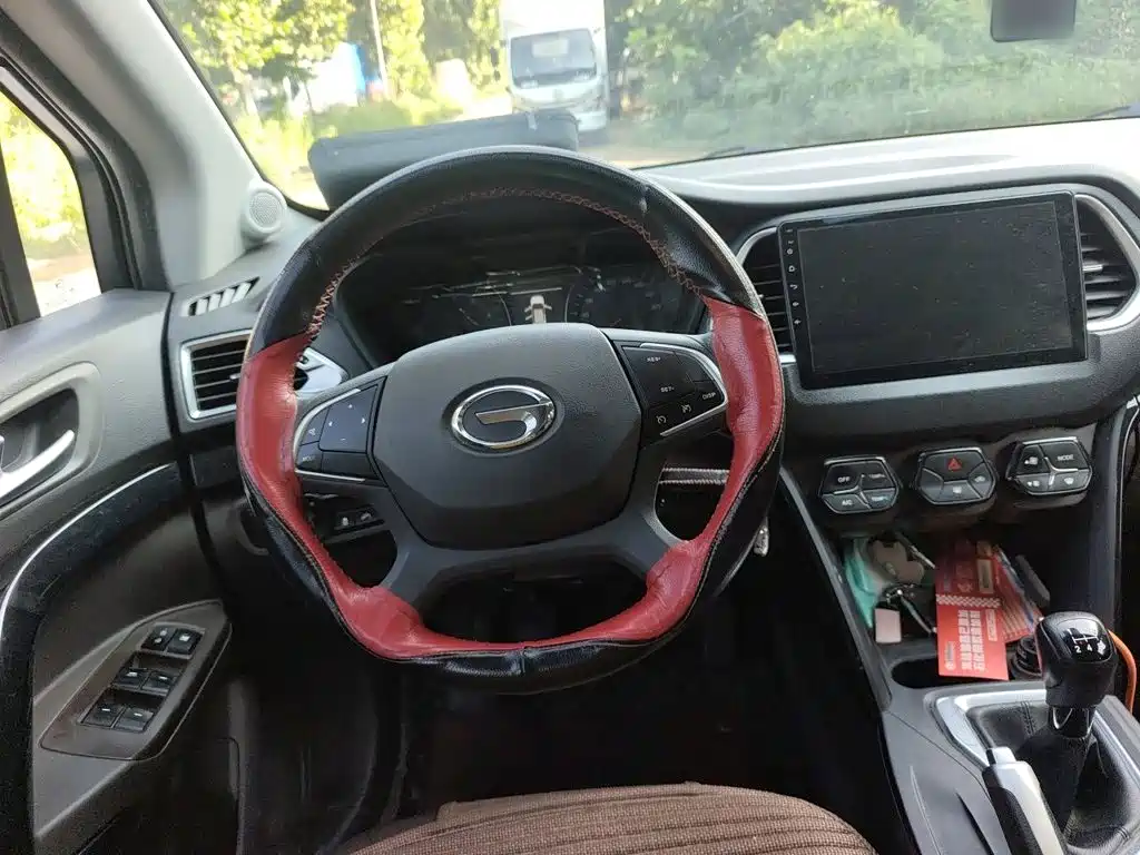 GAC Trumpchi GS4 2016 — фото 11