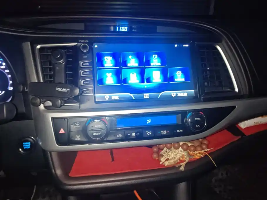 Toyota Highlander 2020 — фото 13