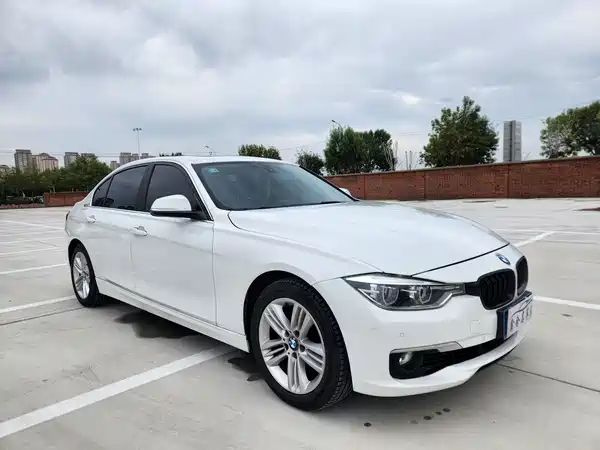 BMW 3 Series 2016