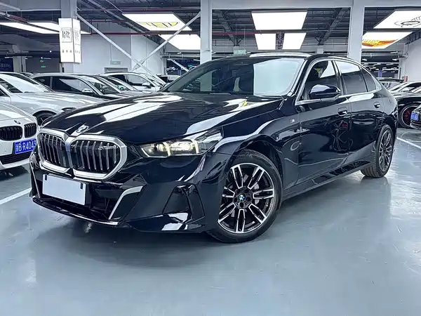 BMW 5 Series 2024