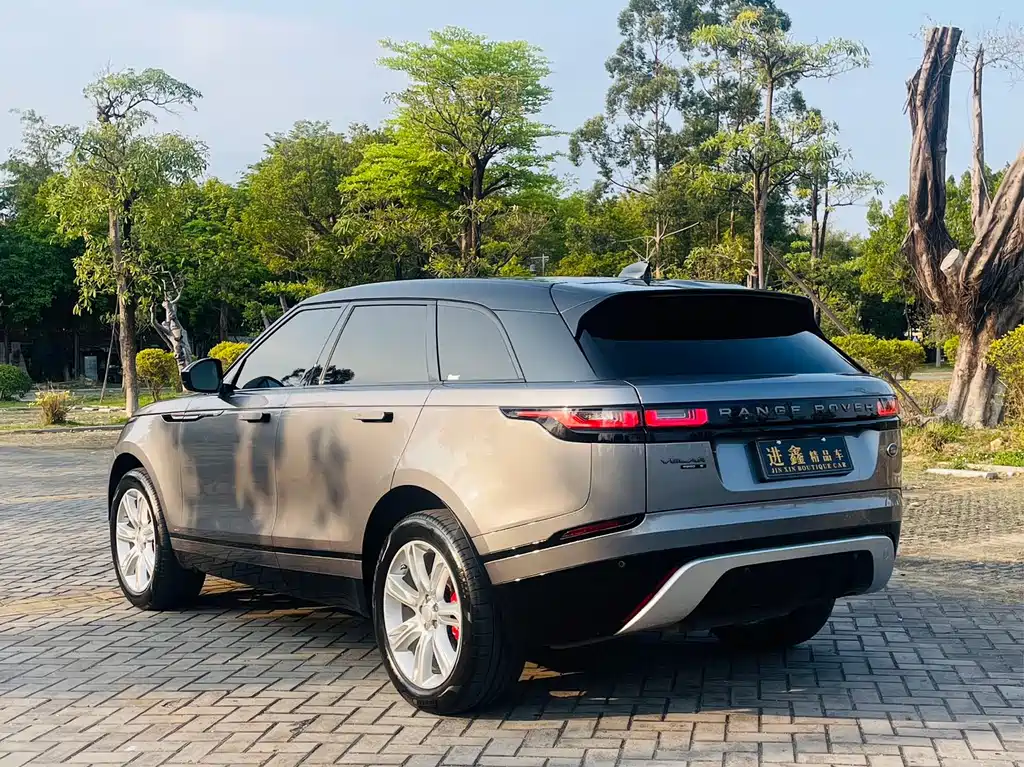 Land Rover Velar 2021