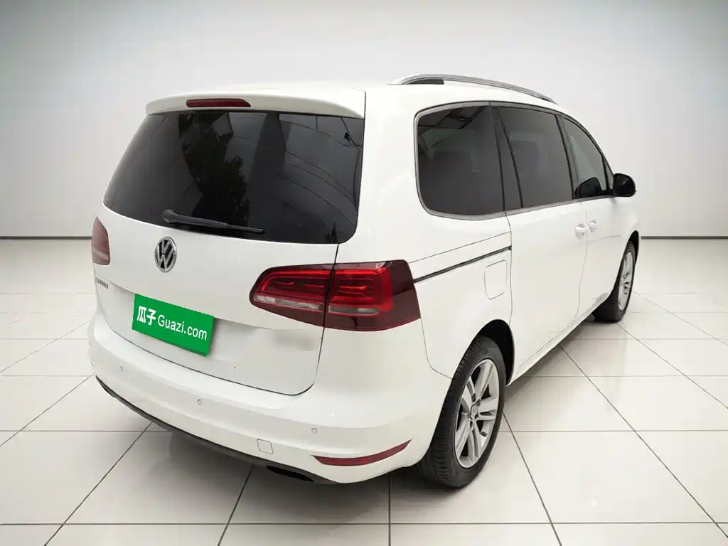 Volkswagen Sharan 2016 — фото 6
