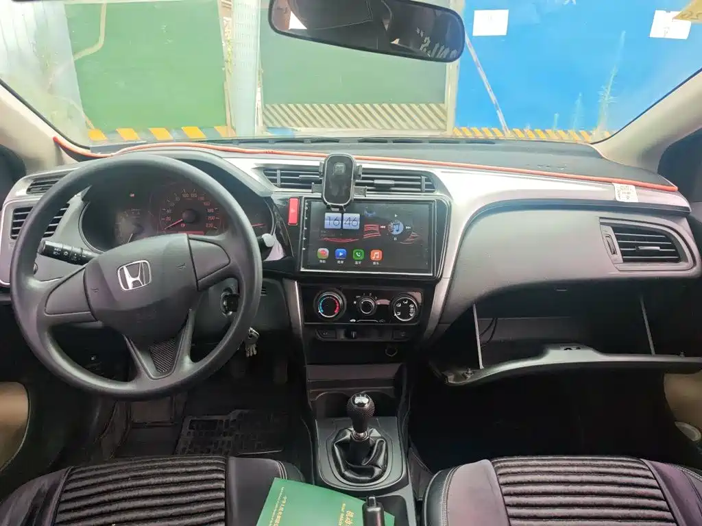 Honda City 2016 — фото 10
