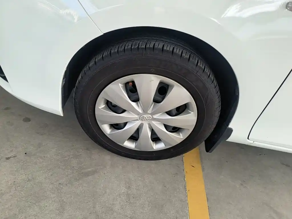 Toyota Yaris L 2020 — фото 22