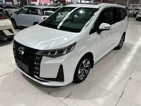 GAC Trumpchi M6 2022