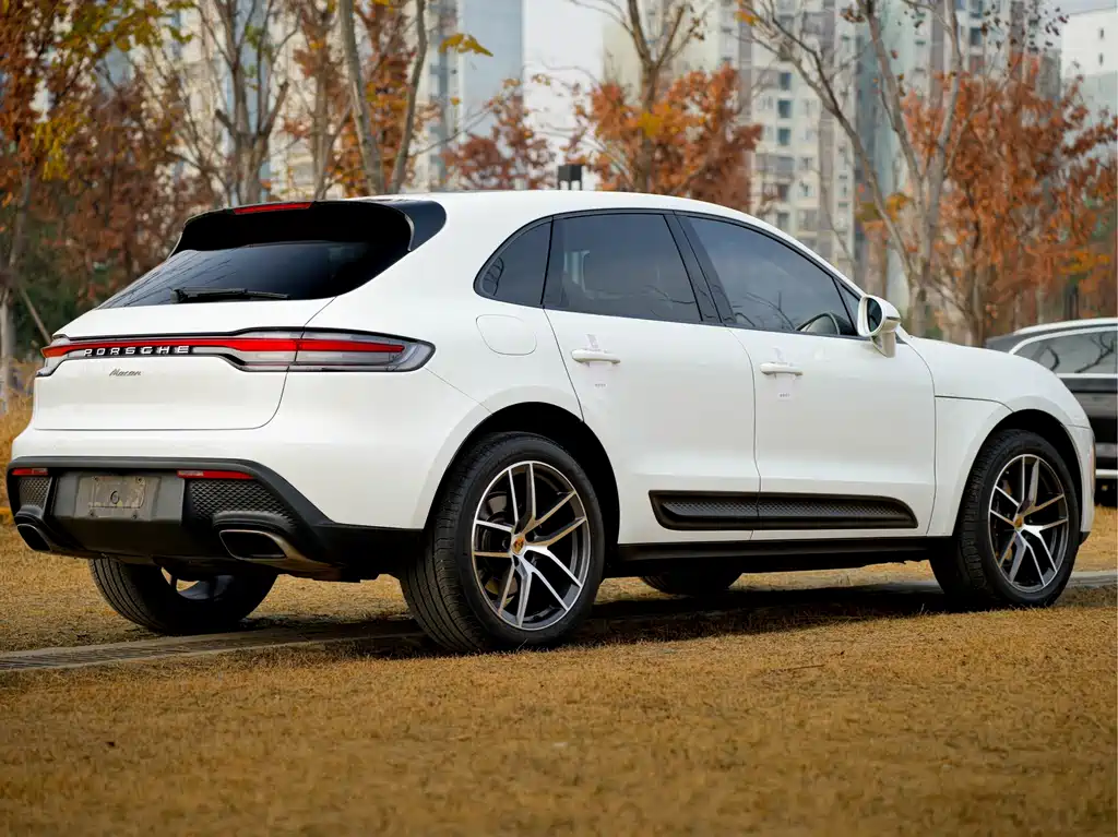 Porsche Macan 2022 — фото 10