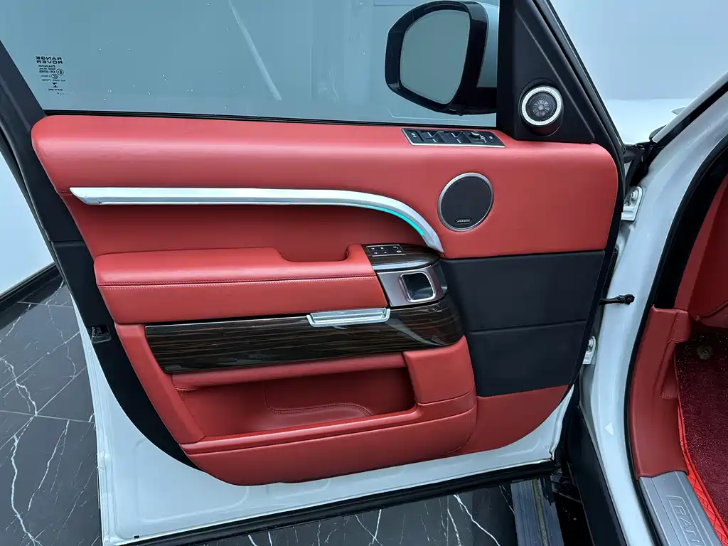 Land Rover Range Rover 2017 — фото 12