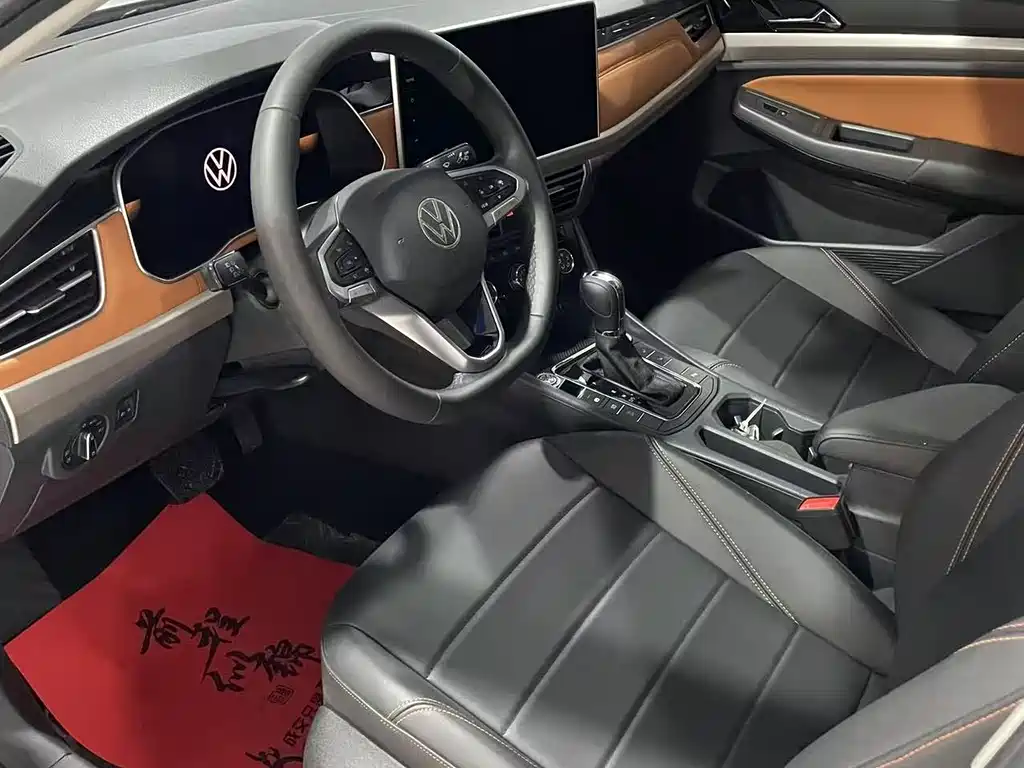Volkswagen Bora 2023