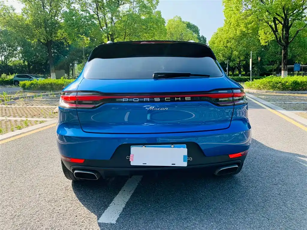 Porsche Macan 2021 — фото 20