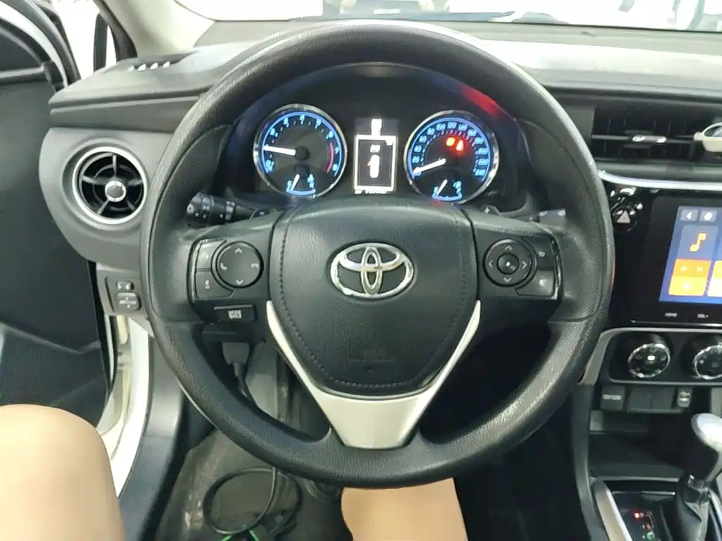 Toyota Levin 2017 — фото 11