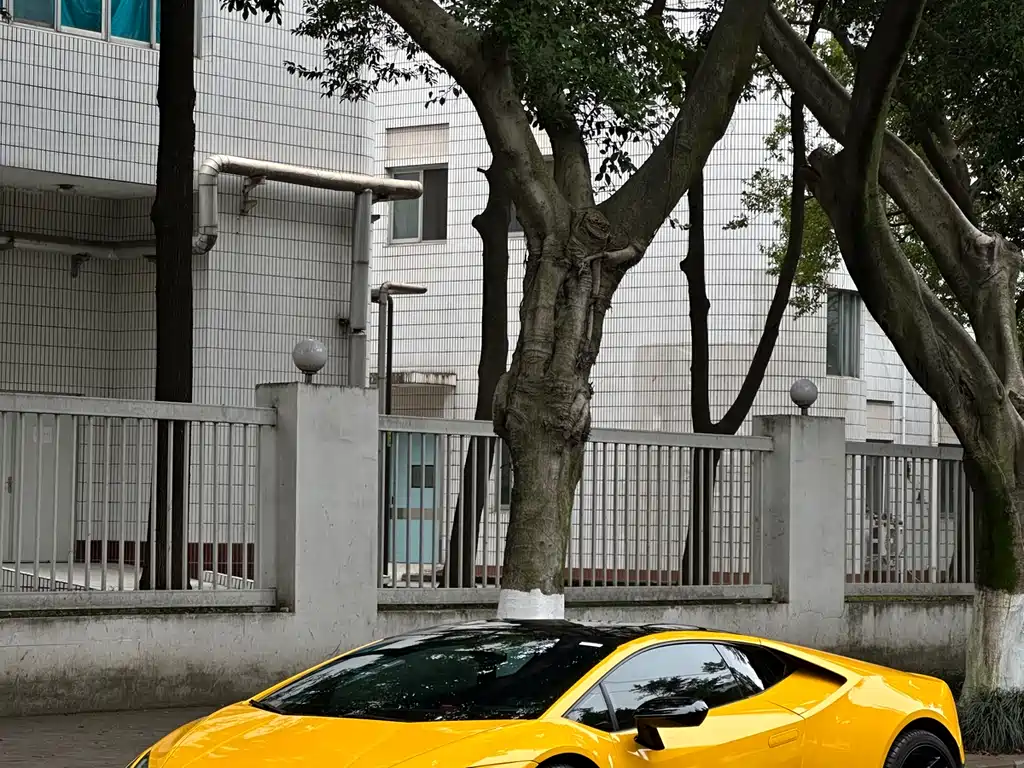 Lamborghini Huracán 2017 — фото 16