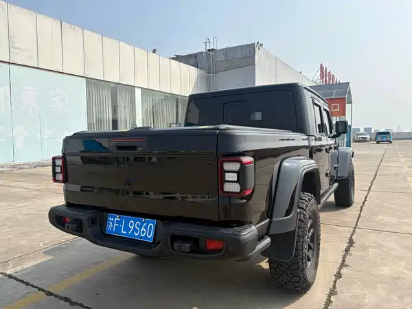 Jeep Gladiator 2023