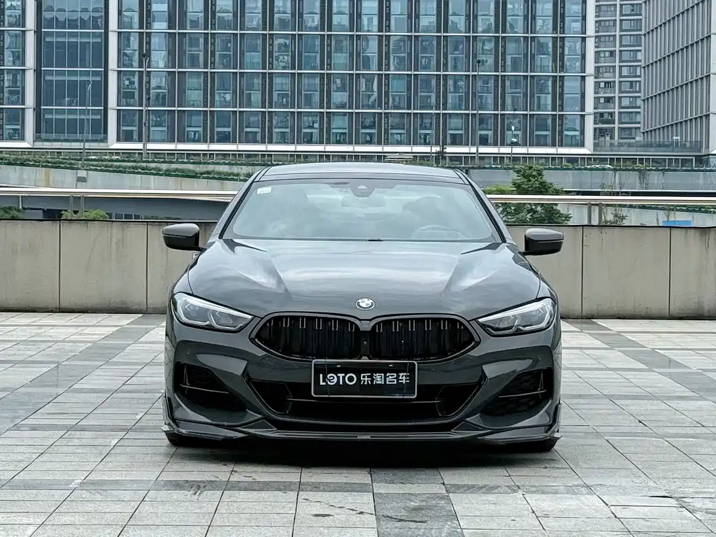 BMW 8 Series 2021