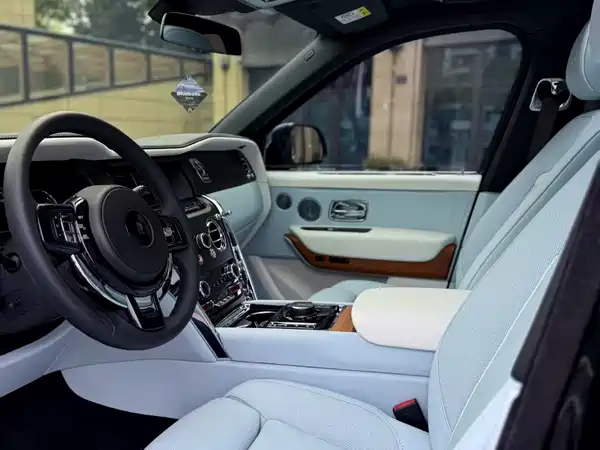 Rolls-Royce Cullinan 2018
