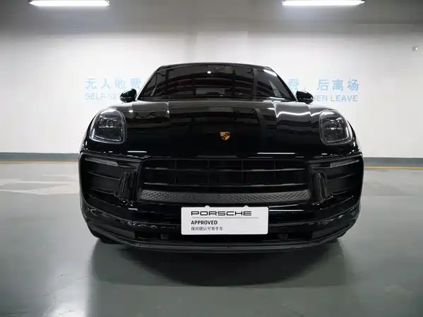 Porsche Macan 2023